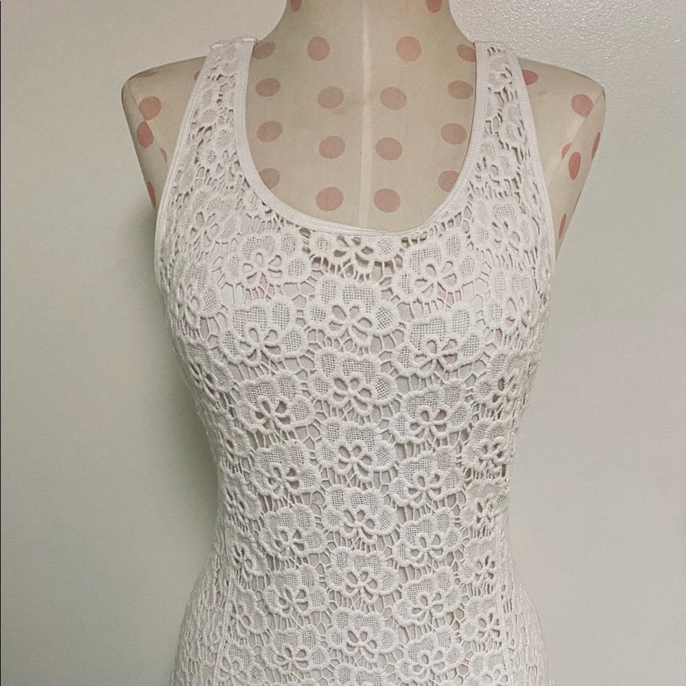 Kohl’s Women’s White Eyelet Sheath Dress, Size 10